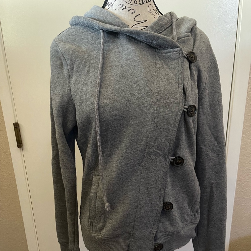 women’s sweater/hoodie